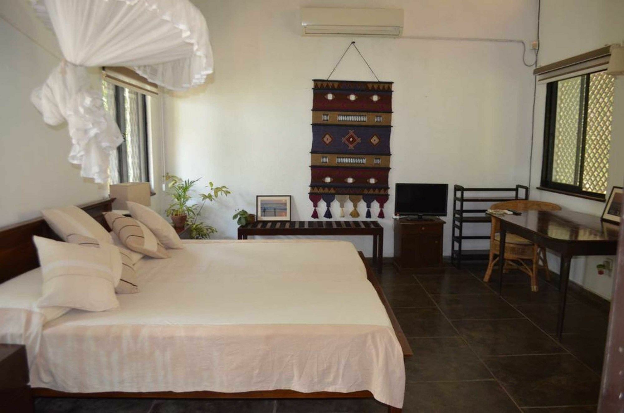 Cottage Garden Bungalows Moratuwa Bagian luar foto